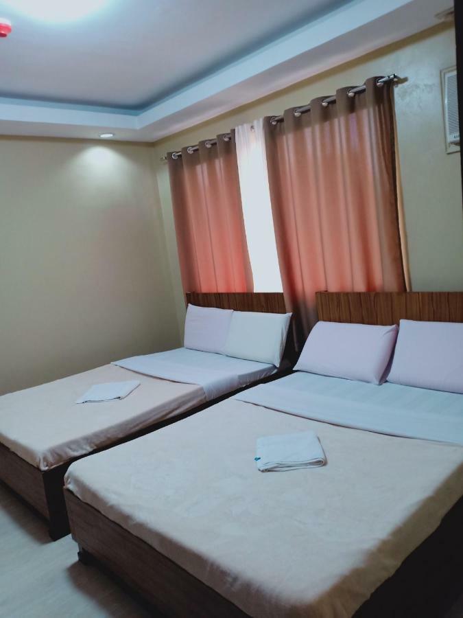East Square Inn Bacolod Exteriör bild